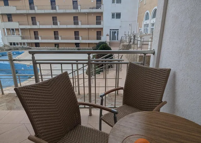 Sunny Place アパート